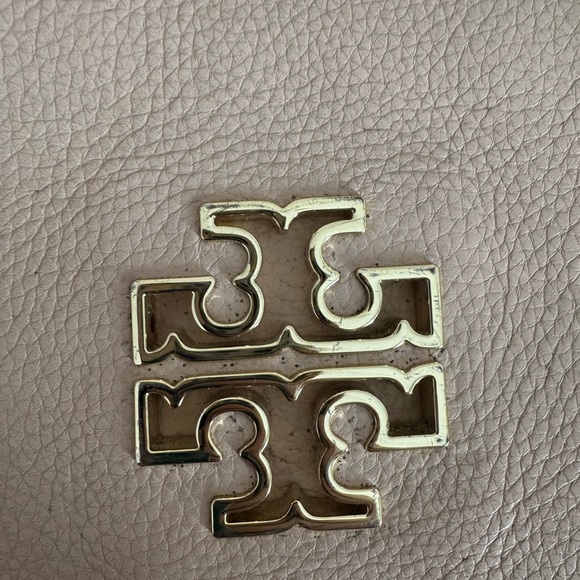 Tory Burch Beige Crossbody Bag with Gold Accents - Picture 2 of 3